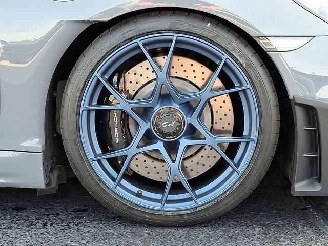 Certified 2023 Porsche 718 Cayman GT4 RS RWD image 12