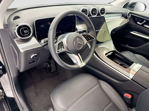 Certified 2026 Mercedes-Benz GLC 300 4MATIC image 9