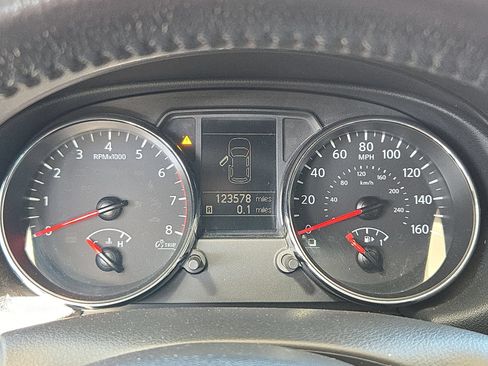 Used 2013 Nissan Rogue SL AWD/4WD image 10