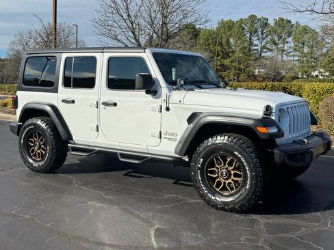 Used 2019 Jeep Wrangler Unlimited Sport S AWD/4WD image 8