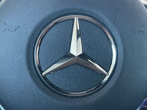 Used 2022 Mercedes-Benz GLS 450 4MATIC image 15