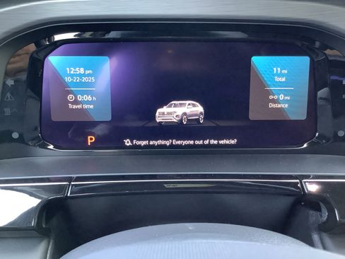 New 2026 Volkswagen Atlas Cross Sport SE image 12