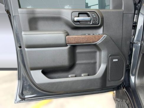 Used 2020 GMC Sierra 2500 Denali w/ Denali Ultimate Package image 21