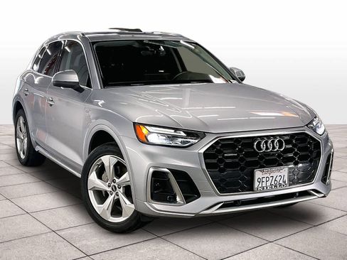 Used 2023 Audi Q5 2.0T Premium Plus w/ Premium Plus Package image 2