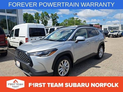Used 2024 Toyota Corolla Cross LE w/ Moonroof Package AWD/4WD image 1