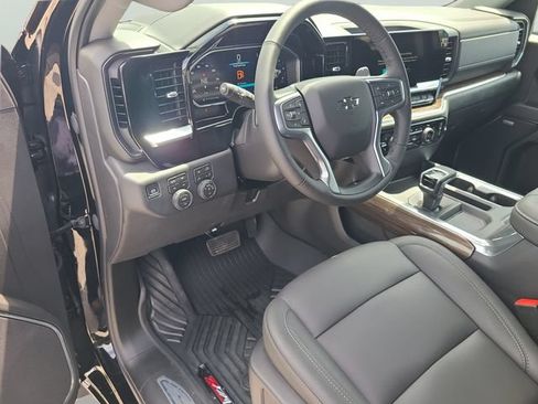 New 2026 Chevrolet Silverado 1500 LT Trail Boss w/ LT Trail Boss Premium Package AWD/4WD image 17