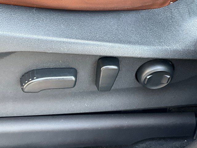 Used 2019 Subaru Ascent Touring AWD/4WD image 31