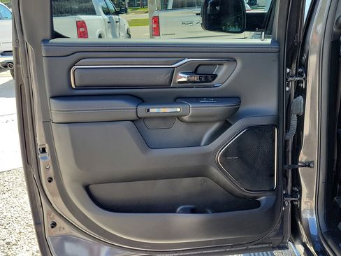 Used 2024 RAM 1500 Limited image 13