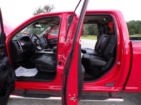 Used 2018 RAM 2500 Laramie w/ Off Road Package image 23