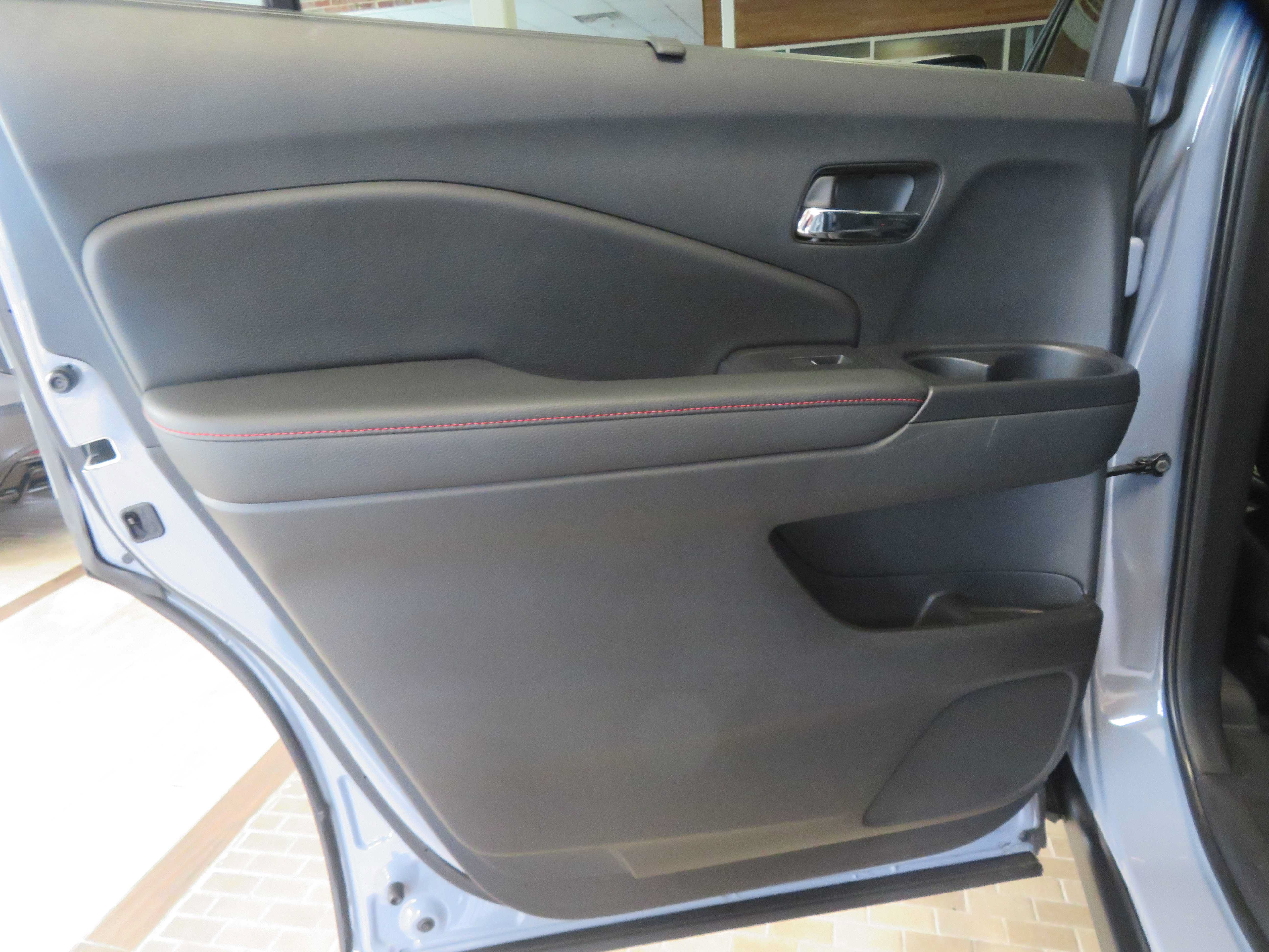 Used 2022 Honda Pilot Black Edition image 17