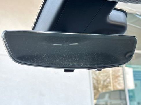 Used 2023 Chevrolet Bolt EUV Premier image 25