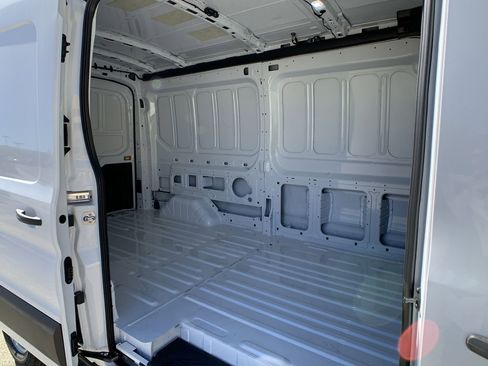 New 2026 Ford Transit 250 148 Medium Roof image 21