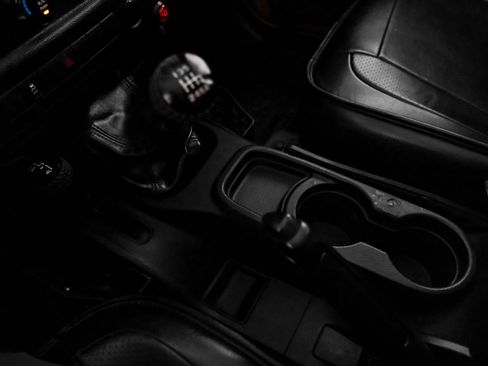 Used 2014 Jeep Wrangler Unlimited Sport w/ Power Convenience Group AWD/4WD image 23