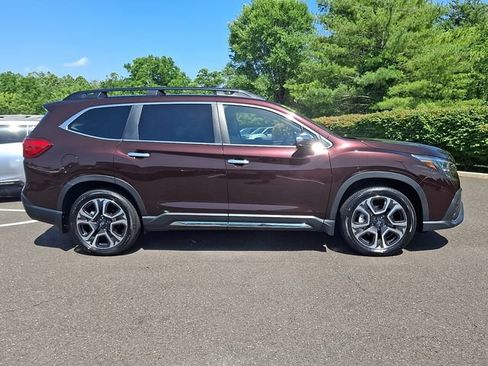 Certified 2023 Subaru Ascent Touring AWD/4WD image 7