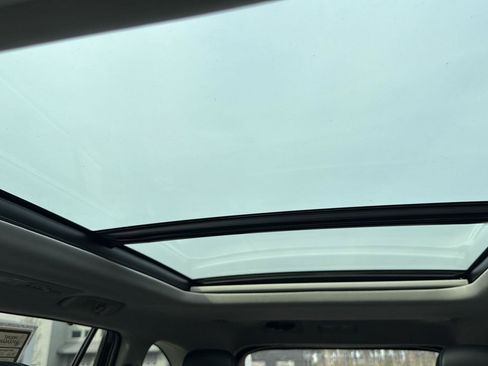 Used 2024 Toyota Highlander Platinum image 22