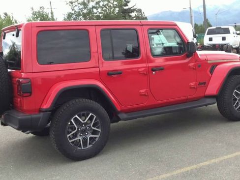 New 2025 Jeep Wrangler Sahara image 8