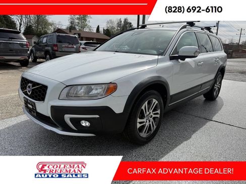 Used 2015 Volvo XC70 T5 Premier image 1