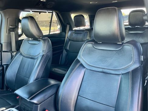 Used 2022 Ford Explorer ST w/ Equipment Group 401A image 33