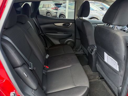Used 2020 Nissan Rogue Sport S AWD/4WD image 19