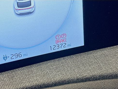 Used 2024 Kia EV6 Wind w/ Wind Technology Package AWD/4WD image 19
