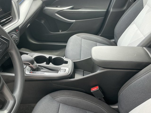 Used 2026 Chevrolet Trax LS FWD image 20