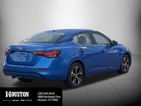 Used 2023 Nissan Sentra SV image 3