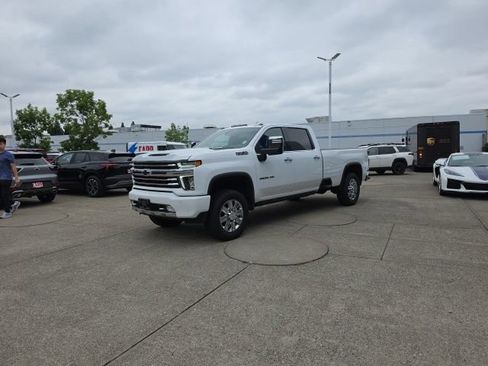 Used 2022 Chevrolet Silverado 3500 High Country w/ Z71 Off-Road Package AWD/4WD image 17