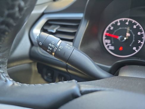 Used 2017 GMC Acadia SLE w/ Driver Alert Package I image 30