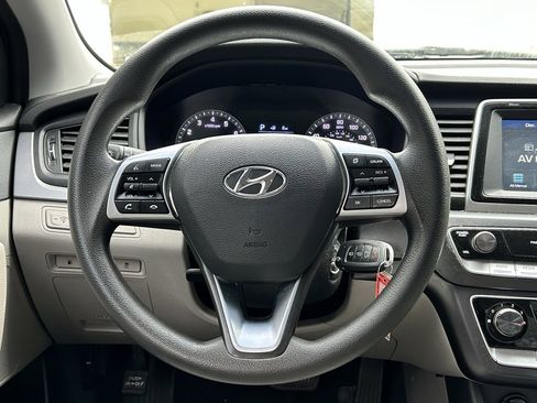 Used 2019 Hyundai Sonata SE image 6