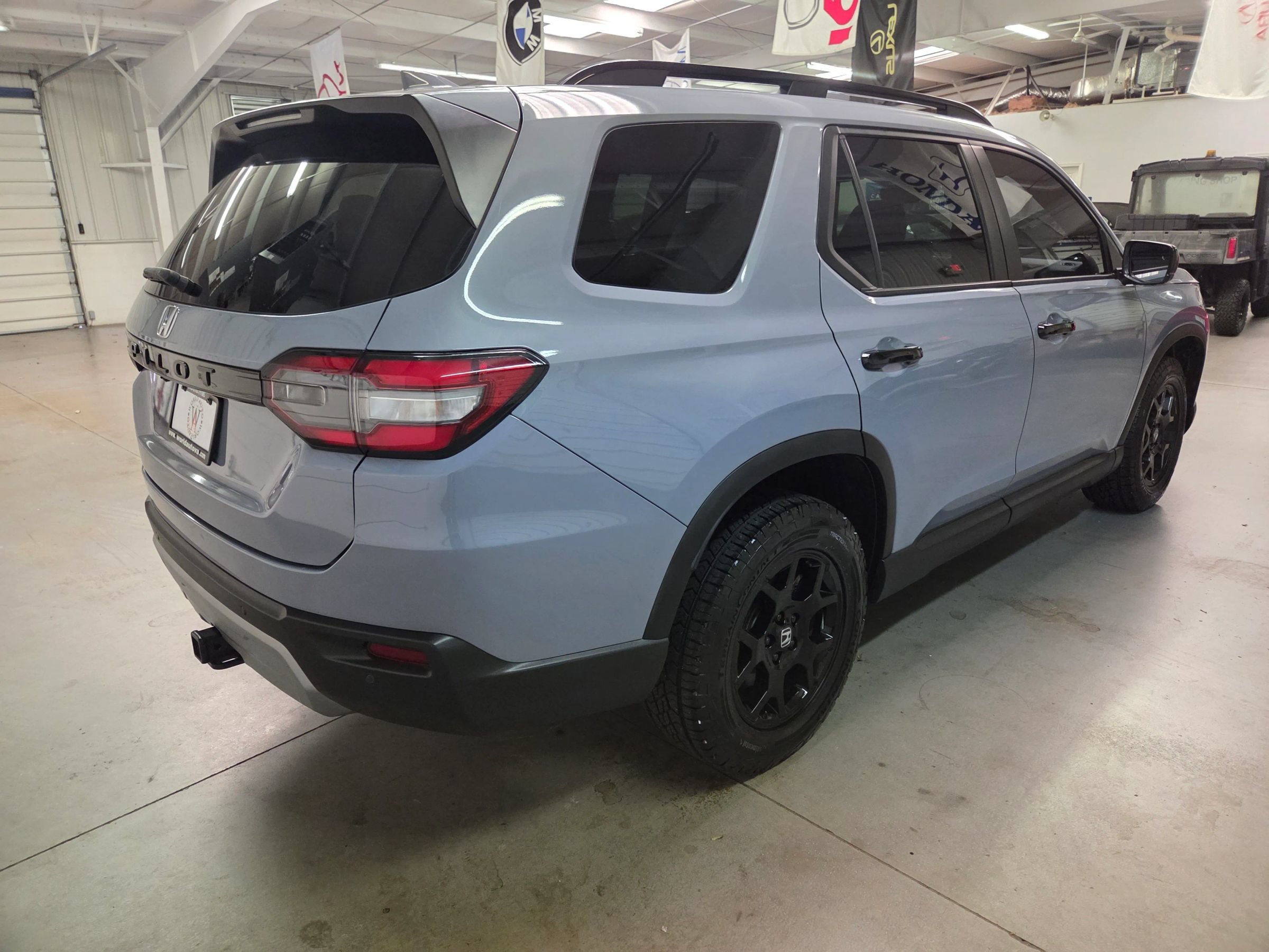 Used 2024 Honda Pilot TrailSport image 8