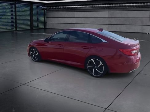 Used 2018 Honda Accord Sport image 6