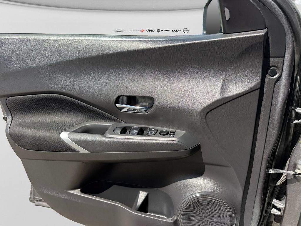Certified 2023 Nissan Kicks SV FWD image 28