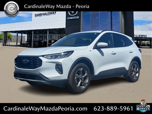 Used 2025 Ford Escape ST-Line Select image 1