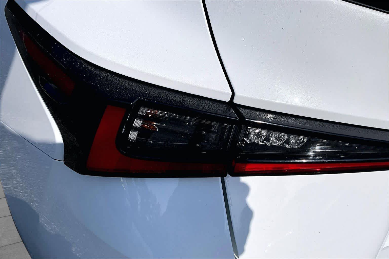 Used 2023 Lexus IS 500 RWD image 28
