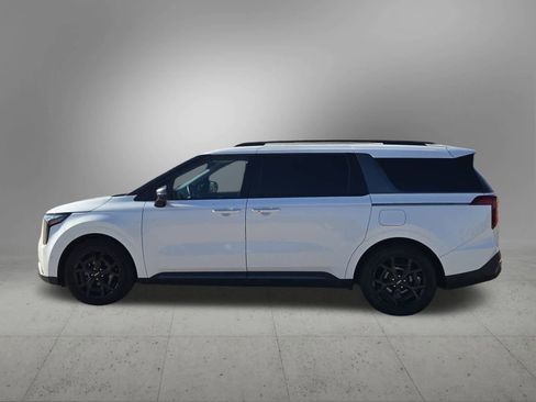 Certified 2025 Kia Carnival SX w/ SX Dark Edition Package image 3