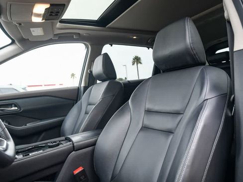 Used 2023 Nissan Rogue SL w/ SL Premium Package AWD/4WD image 17