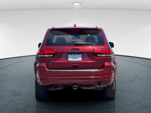 Used 2019 Jeep Grand Cherokee Altitude AWD/4WD image 7