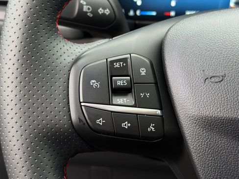 Used 2024 Ford Escape ST-Line Elite w/ Premium Technology Package AWD/4WD image 29