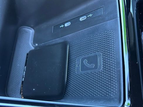 Used 2023 Volkswagen ID.4 Pro S image 28