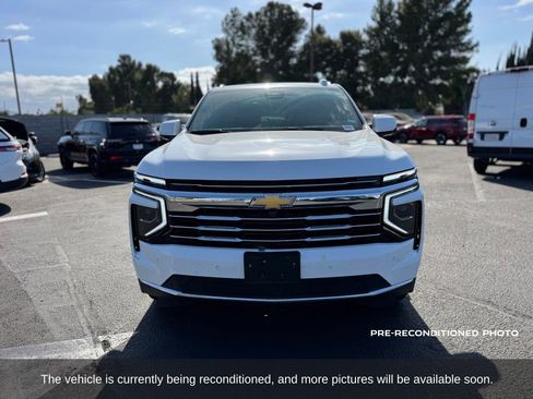Used 2025 Chevrolet Tahoe LT AWD/4WD image 9