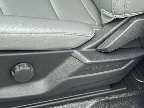 New 2025 Ford F350 XL w/ XL Chrome Package image 21