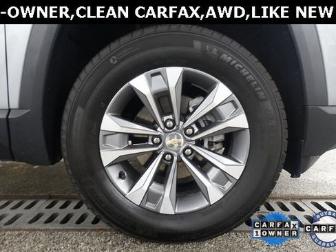 Used 2025 Chevrolet Equinox LT image 25