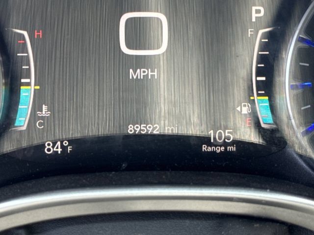 Used 2021 Chrysler Pacifica Touring-L FWD image 17