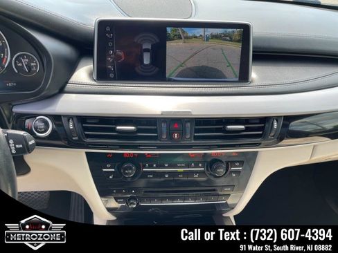 Used 2017 BMW X5 xDrive50i w/ Executive Package image 27