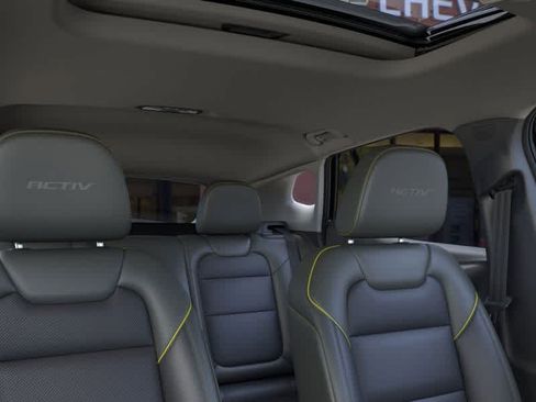 New 2026 Chevrolet Trax ACTIV w/ Sunroof Package image 24