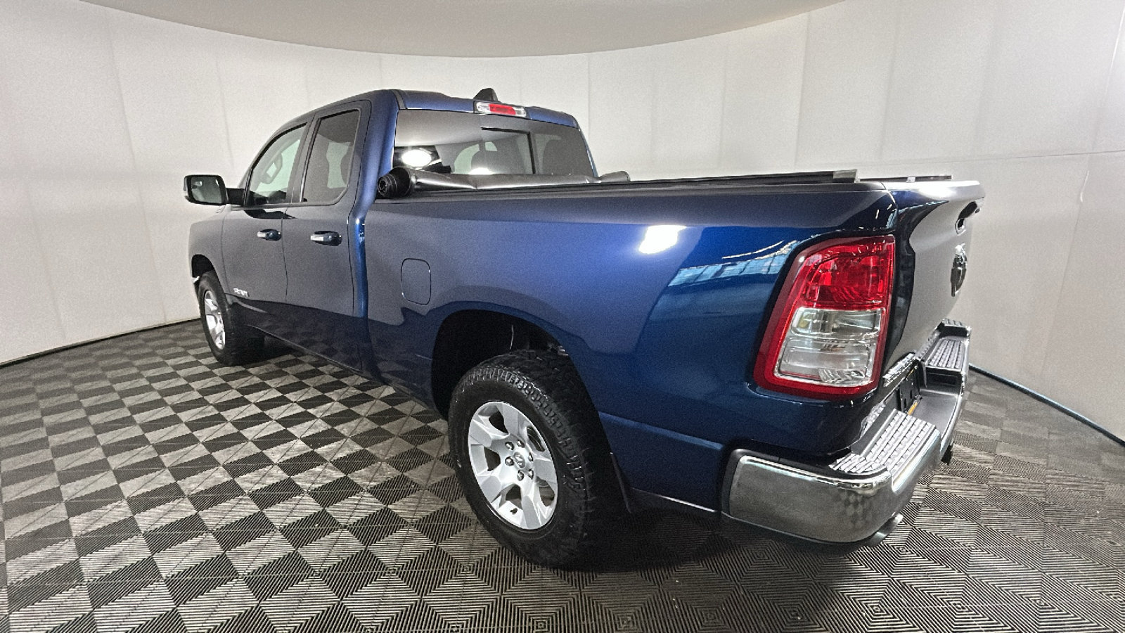 Used 2020 RAM 1500 Big Horn AWD/4WD image 5