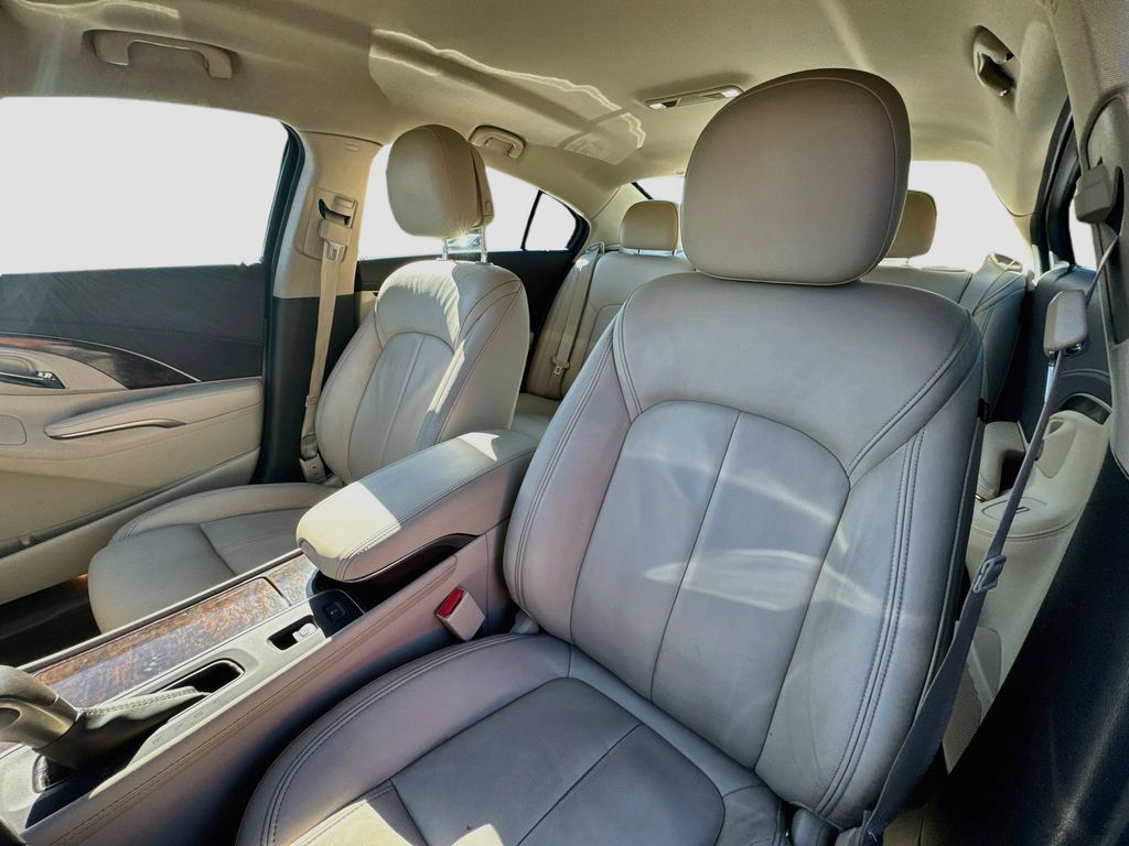 Used 2014 Buick LaCrosse Leather FWD image 20