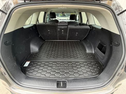 Used 2017 Kia Sorento AWD image 15