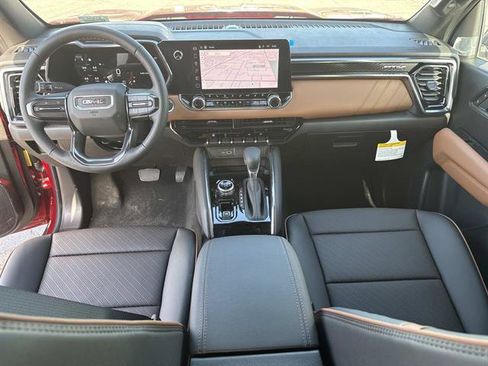 New 2026 GMC Canyon AT4 AWD/4WD image 17