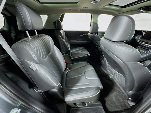 Used 2023 Hyundai Palisade Limited w/ Cargo Package image 28